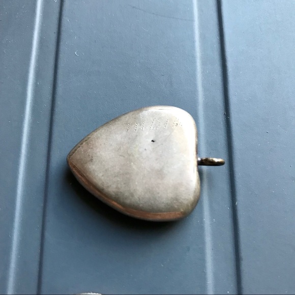 Vintage Silver Heart Pendant - Picture 3 of 3